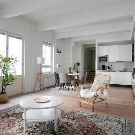 2Ndhomes Loft Apartment With Spa & Balcony By The White Church Helsinki Esterno foto