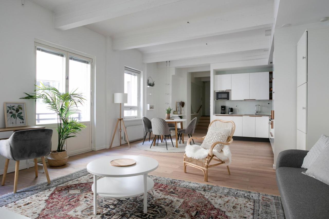 2Ndhomes Loft Apartment With Spa & Balcony By The White Church Helsinki Esterno foto